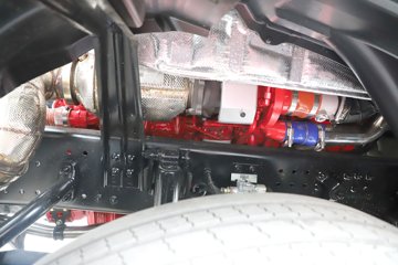�������ó� �Ӱ�S700 ������ 14.5L LNG 630���� 6X4 ����12�� AMT�Զ��� �߶�˫�� ǣ����ͼƬ