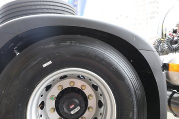 �������ó� �Ӱ�S700 ������ 14.5L LNG 630���� 6X4 ����12�� AMT�Զ��� �߶�˫�� ǣ����ͼƬ