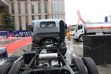 �������ó� ����G300 Pro 2.5L���� 180���� ��ʿ��8�� AMT�Զ��� ��ɲ 4.18�׵��������ῨͼƬ