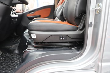 �������ó� ����G300 Pro 2.5L���� 180���� ��ʿ��8�� AMT�Զ��� ��ɲ 4.18�׵��������ῨͼƬ