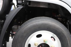 陕汽商用车 德龙G300 Pro 2.5L柴油 180马力 法士特8档 AMT自动档 气刹 4.18米单排栏板轻卡