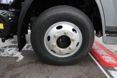 陕汽商用车 德龙G300 Pro 2.5L柴油 180马力 法士特8档 AMT自动档 气刹 4.18米单排栏板轻卡