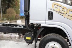 陕汽商用车 德龙G300 Pro 2.5L柴油 185马力 法士特10档 气刹 4.18米单排栏板轻卡 陕汽商用车 德龙G300 Pro 2.5L柴油 185马力 法士特10档 气刹 4.18米单排栏板轻卡