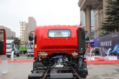 陕汽商用车德龙G200 2.5L柴油 176马力 法士特8档 气刹 4.15米单排栏板轻卡