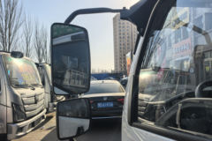 福田奥铃新捷运 地库王 2.5L柴油 155马力 6档 4.17米单排栏板轻卡 福田奥铃新捷运 地库王 2.5L柴油 155马力 6档 4.17米单排栏板轻卡