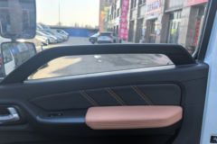 福田奥铃新捷运 地库王 2.5L柴油 155马力 6档 4.17米单排栏板轻卡 福田奥铃新捷运 地库王 2.5L柴油 155马力 6档 4.17米单排栏板轻卡