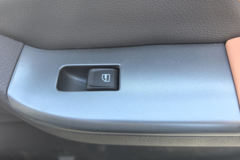 福田奥铃新捷运 地库王 2.5L柴油 155马力 6档 4.17米单排栏板轻卡 福田奥铃新捷运 地库王 2.5L柴油 155马力 6档 4.17米单排栏板轻卡