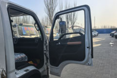 福田奥铃新捷运 地库王 2.5L柴油 155马力 6档 4.17米单排栏板轻卡 福田奥铃新捷运 地库王 2.5L柴油 155马力 6档 4.17米单排栏板轻卡