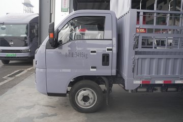 ���ǵ�T4 �Ƹ��� 3.815�׵��Ŵ��綯��դʽ�Ῠ ����62.3kWhͼƬ