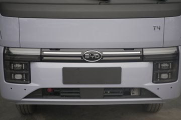 ���ǵ�T4 �Ƹ��� 3.815�׵��Ŵ��綯��դʽ�Ῠ ����62.3kWhͼƬ