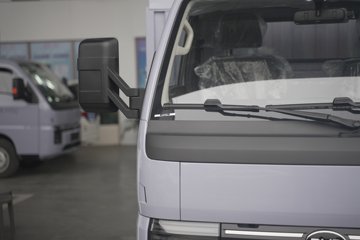 ���ǵ�T4 �Ƹ��� 3.815�׵��Ŵ��綯��դʽ�Ῠ ����62.3kWhͼƬ