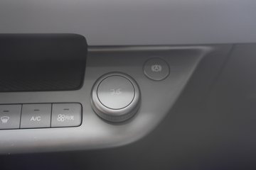 ���ǵ�T4 �Ƹ��� 3.815�׵��Ŵ��綯��դʽ�Ῠ ����62.3kWhͼƬ
