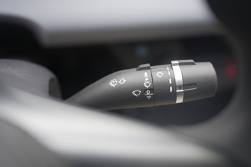 ���ǵ�T4 �Ƹ��� 3.815�׵��Ŵ��綯��դʽ�Ῠ ����62.3kWhͼƬ