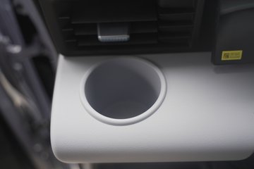 ���ǵ�T4 �Ƹ��� 3.815�׵��Ŵ��綯��դʽ�Ῠ ����62.3kWhͼƬ