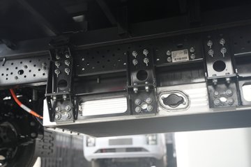 ���ǵ�T4 �Ƹ��� 3.815�׵��Ŵ��綯��դʽ�Ῠ ����62.3kWhͼƬ