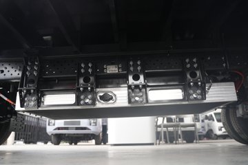 ���ǵ�T4 �Ƹ��� 3.815�׵��Ŵ��綯��դʽ�Ῠ ����62.3kWhͼƬ