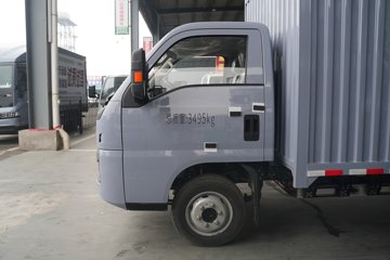 ���ǵ�T4 �Ƽ��� Һѹβ�� 3.7�׵��Ŵ��綯��ʽ�Ῠ ����62.36kWhͼƬ