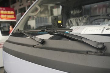 ���ǵ�T4 �Ƽ��� Һѹβ�� 3.7�׵��Ŵ��綯��ʽ�Ῠ ����62.36kWhͼƬ