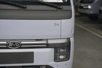 ���ǵ�T4 �Ƽ��� Һѹβ�� 3.7�׵��Ŵ��綯��ʽ�Ῠ ����62.36kWhͼƬ