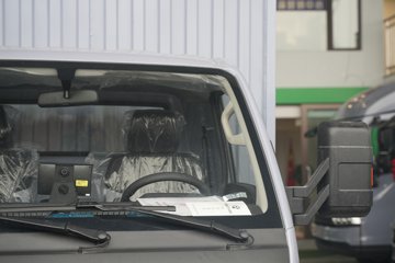 ���ǵ�T4 �Ƽ��� Һѹβ�� 3.7�׵��Ŵ��綯��ʽ�Ῠ ����62.36kWhͼƬ