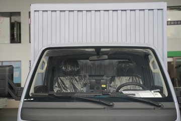 ���ǵ�T4 �Ƽ��� Һѹβ�� 3.7�׵��Ŵ��綯��ʽ�Ῠ ����62.36kWhͼƬ