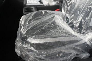 ���ǵ�T4 �Ƽ��� Һѹβ�� 3.7�׵��Ŵ��綯��ʽ�Ῠ ����62.36kWhͼƬ