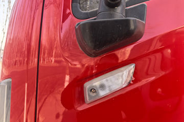 �������ó� ���ϰ� ����G500 4.3L���� 220���� 4X2 ��ʿ��10�� 4.2���Ű���ж��ͼƬ