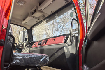 �������ó� ���ϰ� ����G500 4.3L���� 220���� 4X2 ��ʿ��10�� 4.2���Ű���ж��ͼƬ