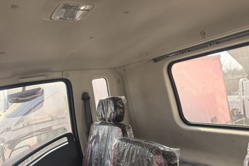 �������ó� ���ϰ� ����G500 4.3L���� 220���� 4X2 ��ʿ��10�� 4.2���Ű���ж��ͼƬ