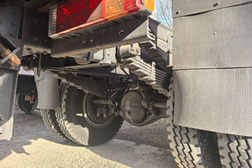 �������ó� ���ϰ� ����G500 4.3L���� 220���� 4X2 ��ʿ��10�� 4.2���Ű���ж��ͼƬ