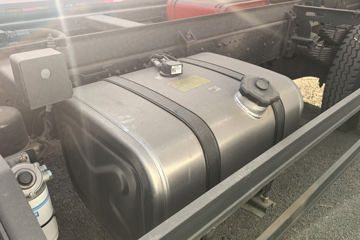 �������ó� ���ϰ� ����G500 4.3L���� 220���� 4X2 ��ʿ��10�� 4.2���Ű���ж��ͼƬ