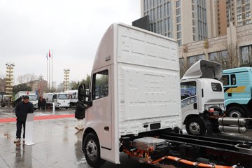 ������������ 4.15�׵��Ż���ʽ���綯��ʽ�Ῠ ����ʱ��81.12kWhͼƬ