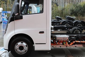 ������������ 4.15�׵��Ż���ʽ���綯��ʽ�Ῠ ����ʱ��81.12kWhͼƬ