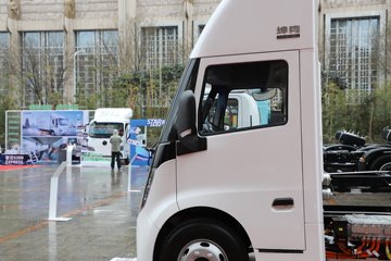 ������������ 4.15�׵��Ż���ʽ���綯��ʽ�Ῠ ����ʱ��81.12kWhͼƬ