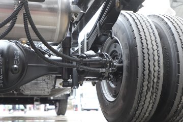 ������������ 4.15�׵��Ż���ʽ���綯��ʽ�Ῠ ����ʱ��81.12kWhͼƬ