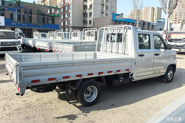 福田祥菱V5汽油版：多拉半吨的创富利器