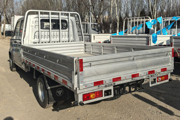 祥菱V5&nbsp;载货车外观                                                图片