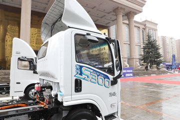 �������ó� ����S300 ���а� 4.2�׵��Ŵ��綯��ʽ�Ῠ 120.27kWhͼƬ