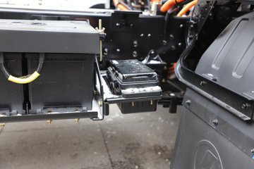 �������ó� ����S300 ���а� 4.2�׵��Ŵ��綯��ʽ�Ῠ 120.27kWhͼƬ