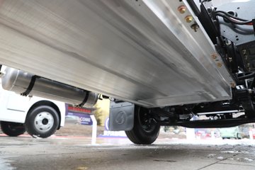 �������ó� ����S300 ���а� 4.2�׵��Ŵ��綯��ʽ�Ῠ 120.27kWhͼƬ