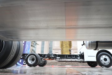 �������ó� ����S300 ���а� 4.2�׵��Ŵ��綯��ʽ�Ῠ 120.27kWhͼƬ