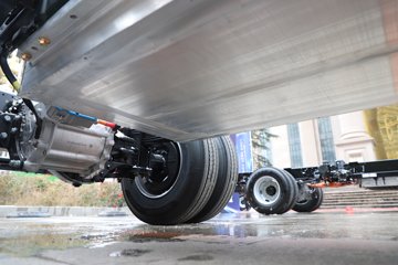 �������ó� ����S300 ���а� 4.2�׵��Ŵ��綯��ʽ�Ῠ 120.27kWhͼƬ