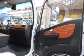 智云S300&nbsp;电动载货车驾驶室图片