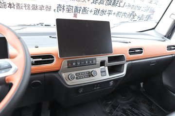 �������ó�����S300 Express 4.2�׵��Ŵ��綯��ʽ�Ῠ ����ʱ��140.41kWhͼƬ
