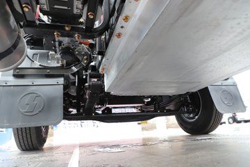 �������ó�����S300 Express 4.2�׵��Ŵ��綯��ʽ�Ῠ ����ʱ��140.41kWhͼƬ