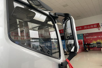 �������ATV���� 2.5L���� 180���� ��ʿ��8�� 4.17�׵��������ῨͼƬ