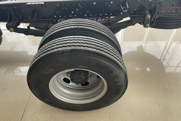 �������ATV���� 2.5L���� 180���� ��ʿ��8�� 4.17�׵��������ῨͼƬ