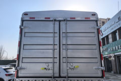 福田欧马可S1 畅盈版 2.7L LNG 190马力 法士特8档  4.17米单排仓栅式轻卡