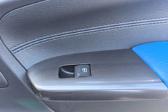 福田欧马可S1 智盈版 2.5L柴油 185马力 6档 3.83米排半栏板轻卡