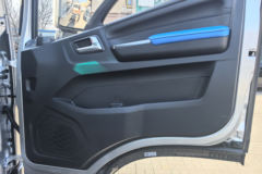 福田欧马可S1 智盈版 2.5L柴油 185马力 6档 3.83米排半栏板轻卡